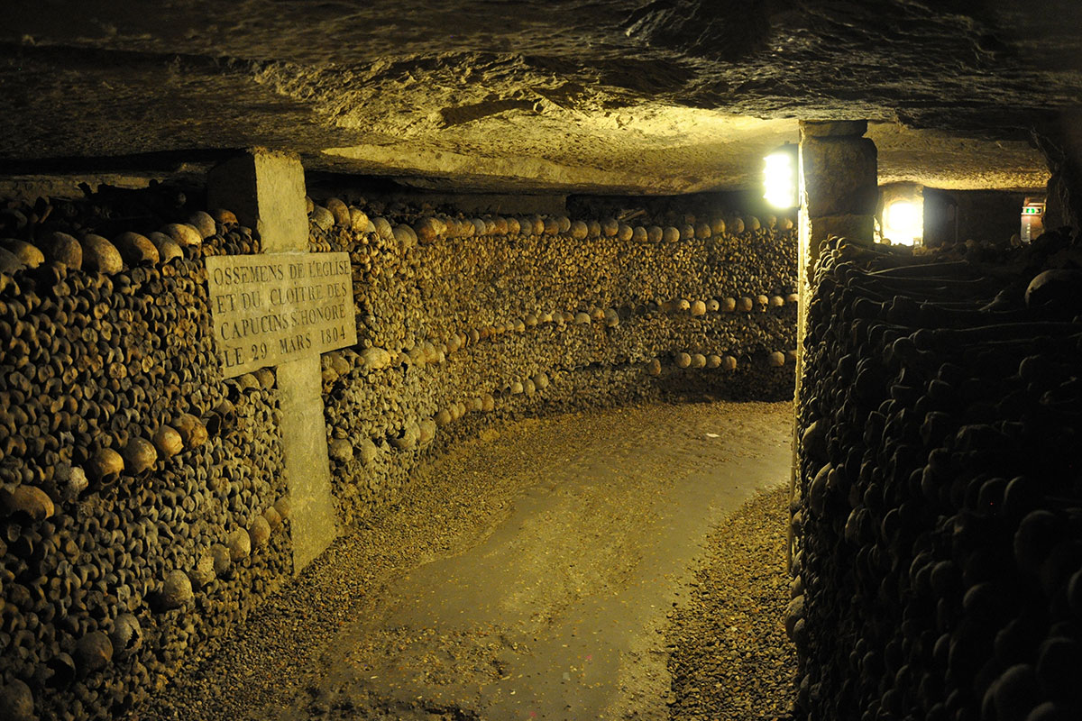 visite guidée des catacombes de Paris